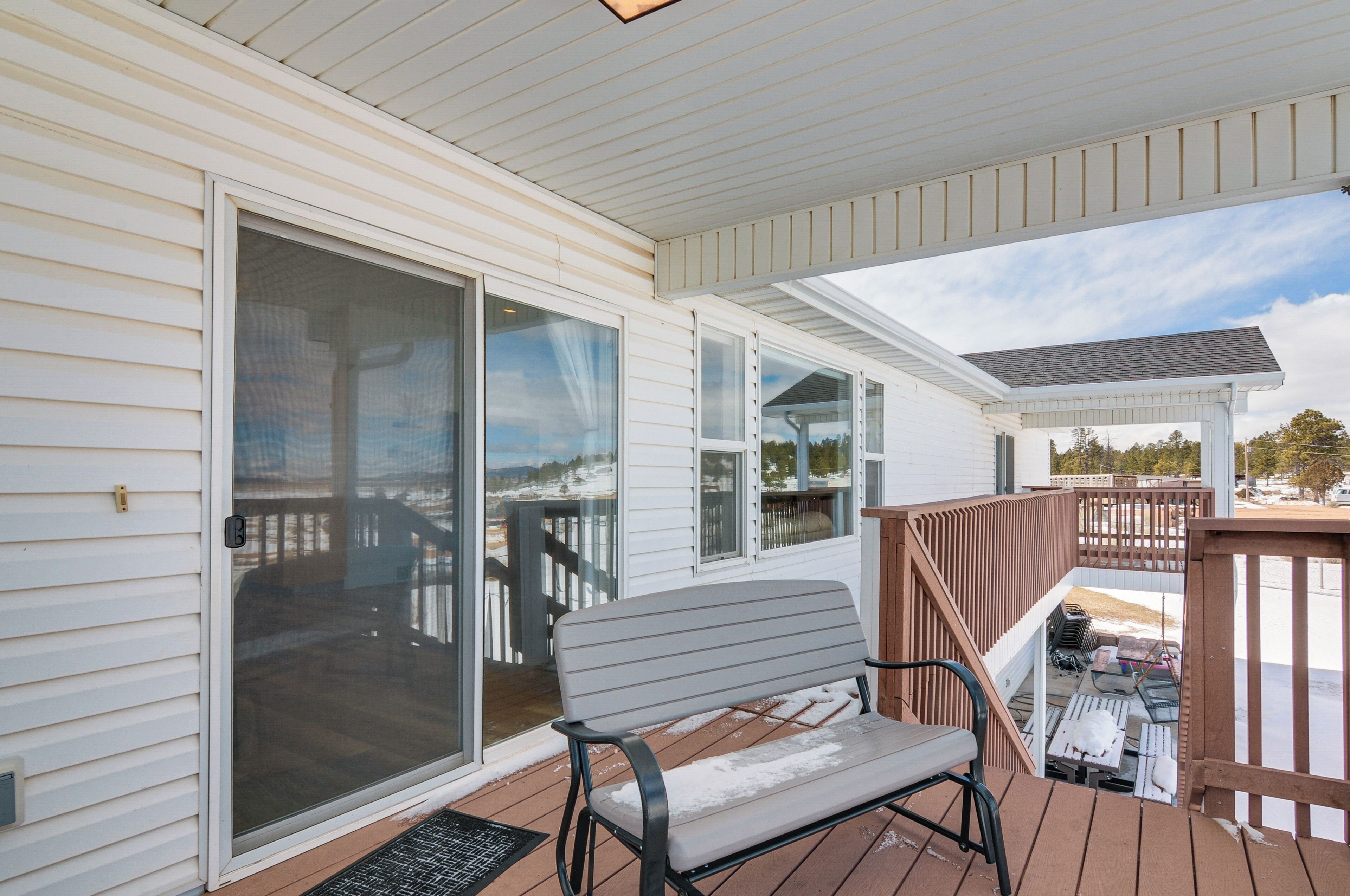 House (6 Bedrooms) | Interior