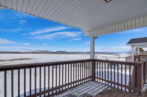 House (6 Bedrooms) | Interior