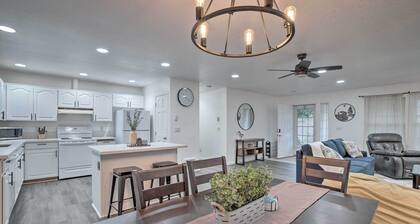 Pet-friendly PNW Home, 1 Mi to Rockaway Beach