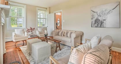 Upscale Country Home w/ Fire Pit in Taneytown!