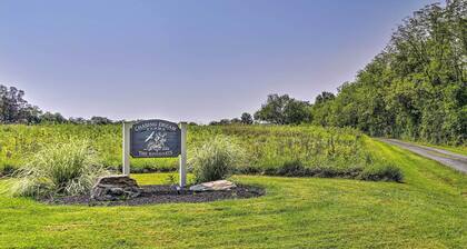 Upscale Country Home w/ Fire Pit in Taneytown!