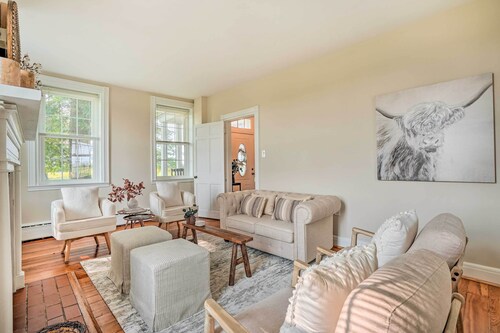 Upscale Country Home w/ Fire Pit in Taneytown!