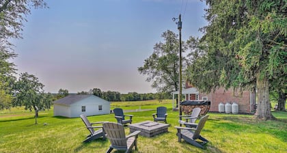 Upscale Country Home w/ Fire Pit in Taneytown!