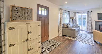 Updated Port Orchard Home, Walk to Waterfront