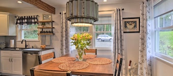 Updated Port Orchard Home, Walk to Waterfront