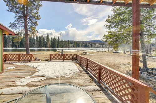 Hike, Bike & Boat: Cabin w/ Dock on Seeley Lake!