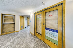 Apartment (1 Bedroom) | Interior - Ski-in/ski-out Winter Park Condo w/ Hot Tub Access (Winter Park)