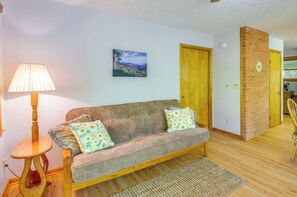 House (1 Bedroom) | Interior