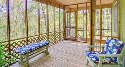 Shenandoah National Park: Cabin w/ Patio!