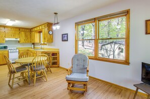House (1 Bedroom) | Interior - Shenandoah National Park: Cabin w/ Patio! (Elkton)