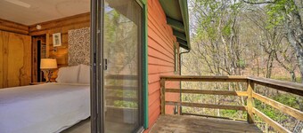 馬斯山小屋附  桌球台 ~ 距離狼脊 2 英里