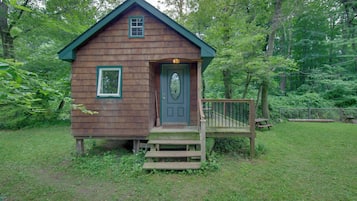 Apartment (0 Bedroom) | Front of property