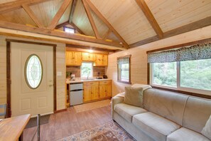 Apartment (0 Bedroom) | Interior