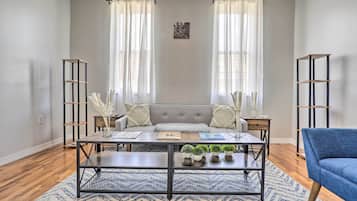 Apartment (1 Bedroom) | Interior