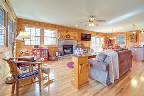 House (4 Bedrooms) | Front of property - Waynesville Vacation Rental w/ Mountain Views! (Waynesville)