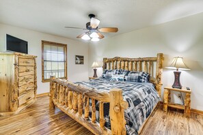 House (3 Bedrooms) | Interior - Hot Tub & Deck: Woodsy Sevierville Cabin (Sevierville)