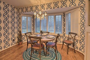 House (3 Bedrooms) | Interior - Waterfront Vacation Rental Near Louisville! (Prospect)