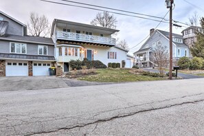 House (3 Bedrooms) | Interior - Waterfront Vacation Rental Near Louisville! (Prospect)