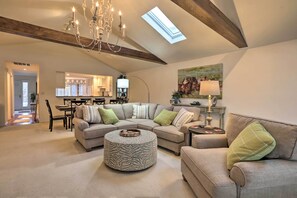 House (3 Bedrooms) | Interior - Waterfront Vacation Rental Near Louisville! (Prospect)