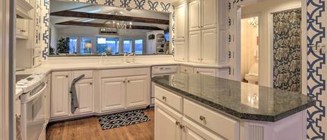 微波爐、烤箱、爐台、洗碗機