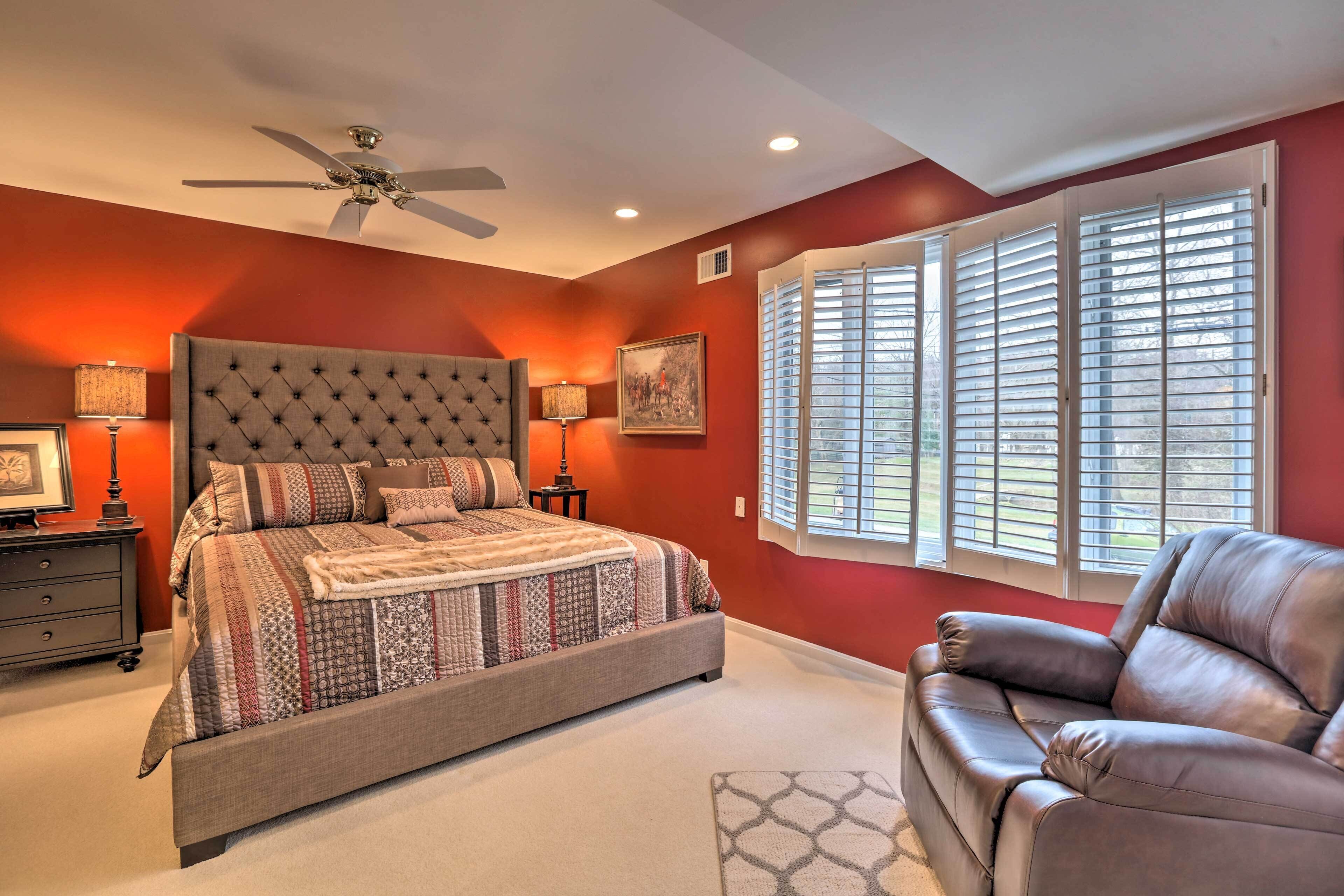 Waterfront Vacation Rental Near Louisville!