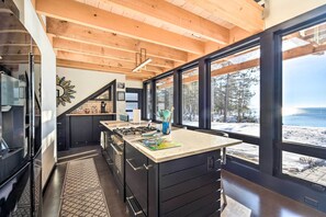 House (1 Bedroom) | Interior