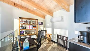 House (1 Bedroom) | Interior