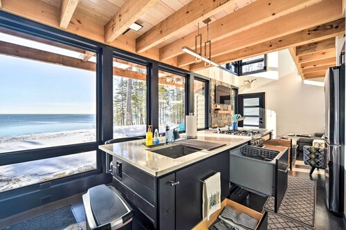 Office & Fire Pit: Waterfront Lake Superior Cabin!