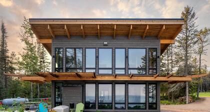 Office & Fire Pit: Waterfront Lake Superior Cabin!