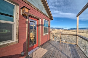 House (1 Bedroom) | Interior - Romantic Mountain Getaway - 1 Hour to Yellowstone! (Livingston)