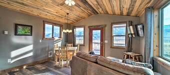 Romantic Mountain Getaway - 1 Hour to Yellowstone!