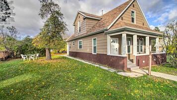 Apartment (2 Bedrooms) | Front of property