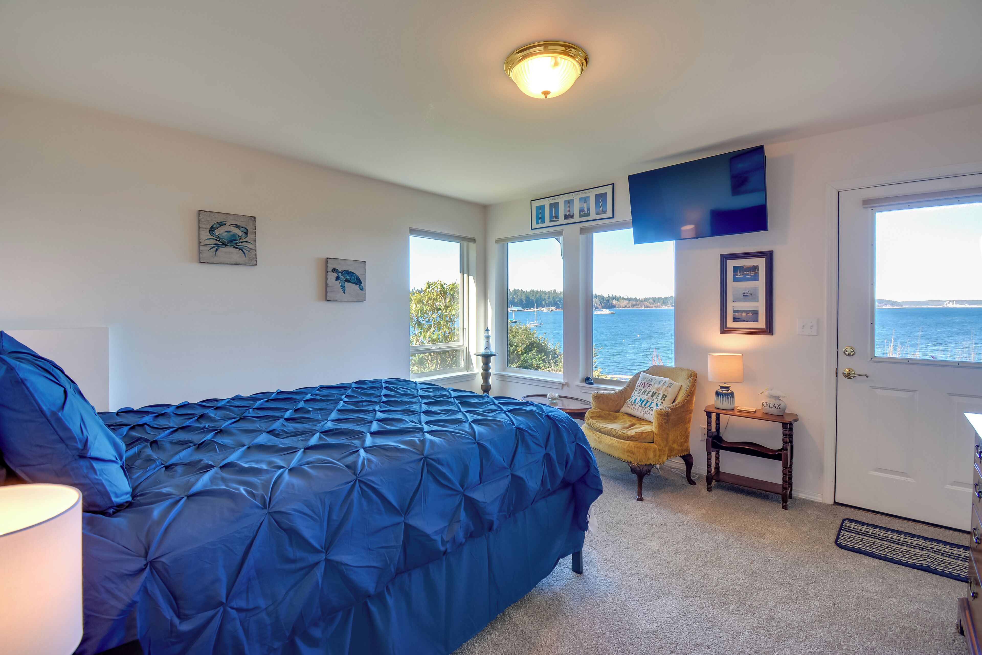 House (2 Bedrooms) | Interior