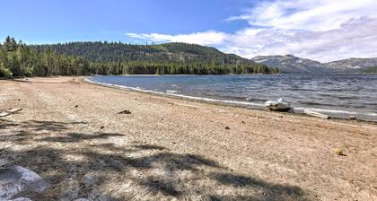 On-site Skiing: Truckee Studio w/ Balcony