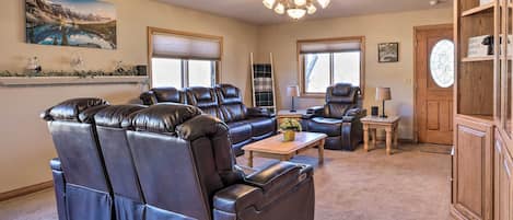 House (4 Bedrooms) | Interior