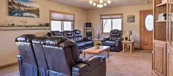 Welcoming Cañon City Abode - Walk to River!