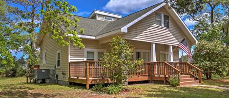 House (3 Bedrooms) | Front of property