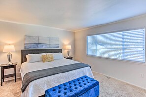 House (3 Bedrooms) | Interior - Tacoma Home w/ Garden + Pond ~ 3 Mi to Beach! (Tacoma)