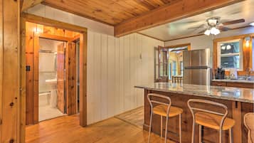 Cottage (3 Bedrooms) | Interior