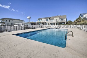 Apartment (3 Bedrooms) | Interior - Sunny Condo - Private Ocean Isle Beach Access! (Ocean Isle Beach)