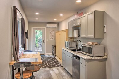 Steps to Foothills Trail: Unique Carbonado Studio