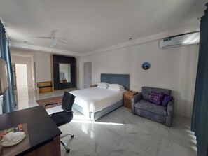 Habitación doble Deluxe | Sábanas de algodón egipcio y ropa de cama de alta calidad 