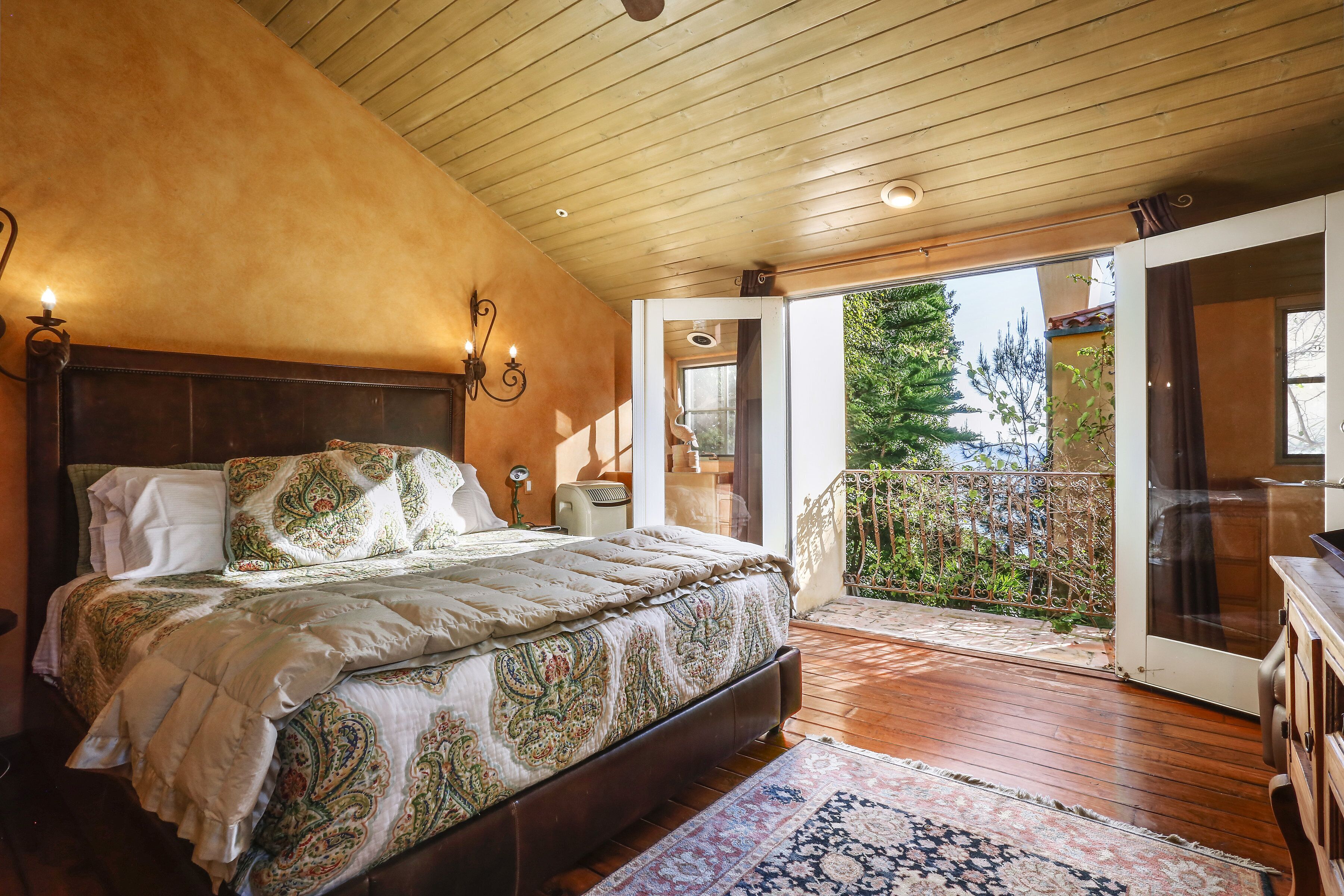 Stunning Malibu Oceanfront Estate w/ 2 Guesthouses, Pool, Tennis Court