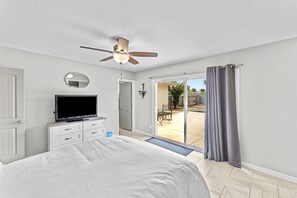 4 bedrooms, iron/ironing board, travel cot, WiFi
