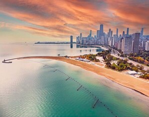 Beach - Flat in Lincoln Park 2-Flat Central to Everything (Chicago)