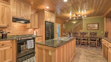 Rumah (4 Bedrooms) | Interior