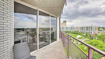 Apartment (2 Bedrooms) | Bahagian dalam