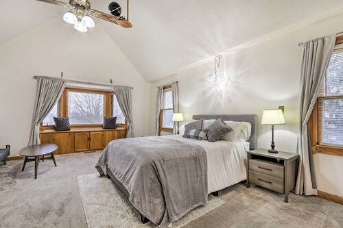 5-acre Vacation Home w/ Woods & Hiking Ground