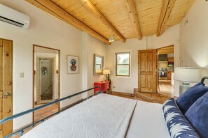 House (3 Bedrooms) | Interior - Arroyo Seco Adobe w/ Hot Tub Near Taos Ski Valley! (Arroyo Seco)