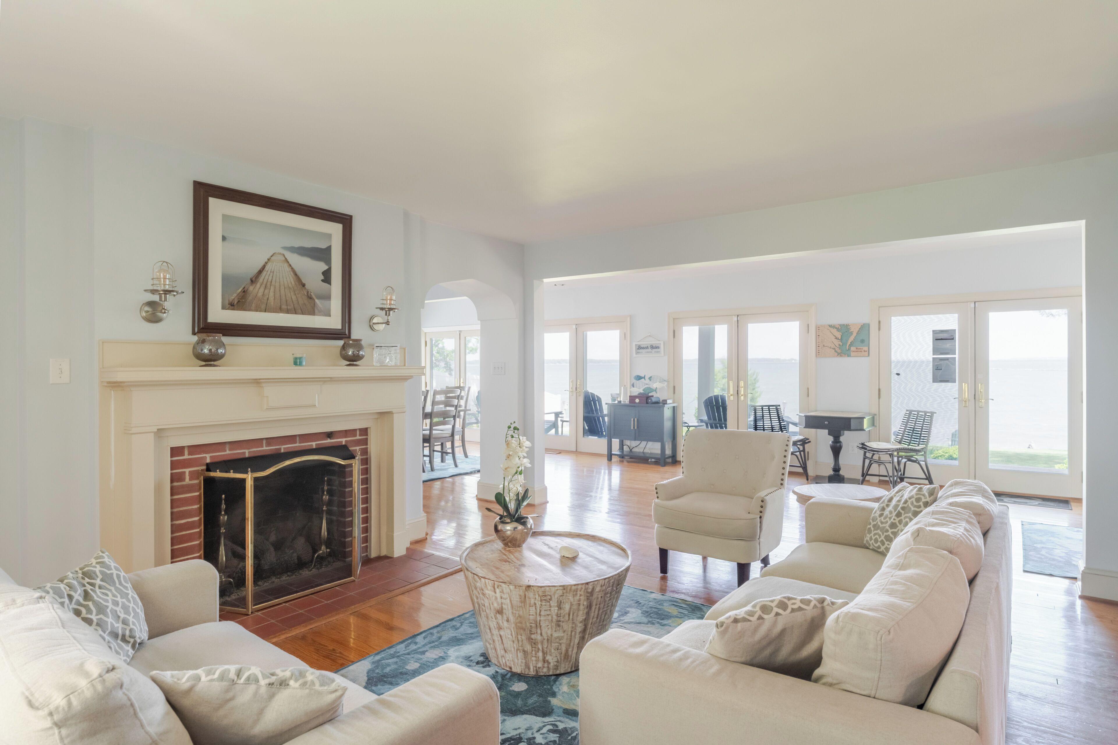 House (5 Bedrooms) | Interior